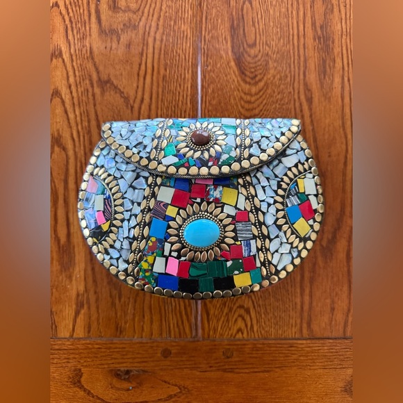 🆕 Ramla Artistic Multi - Color Mosaic Crossbody Bag with Gold Accents - Picture 13 of 15